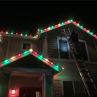 red-white-green-house-all-about-service-christmas-lighting